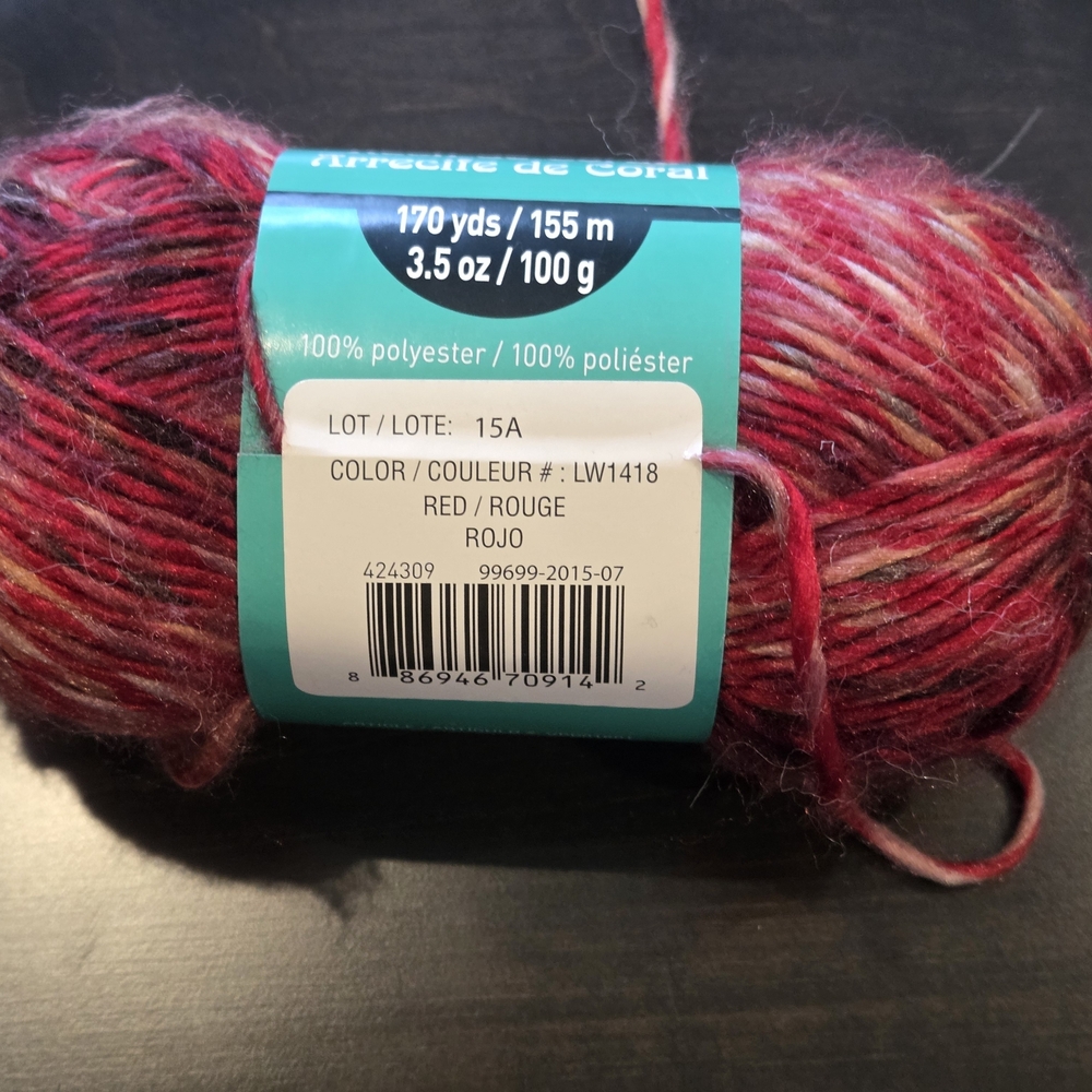 Red Yarn Loops And Thread - Picture 2 of 3